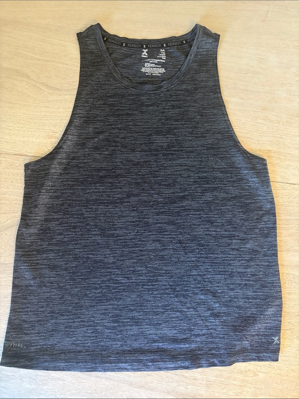 Men’s Xersion Tank - Picture 2 of 4